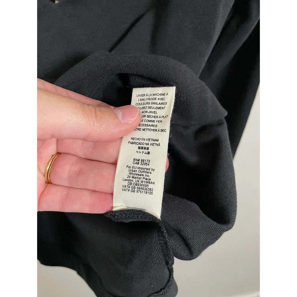 Free People Black V-Neck Open Tie Back Long Sleeve Size Small Casual Essential